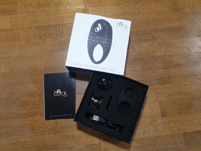 A CockCam review featuring a box with a black box.