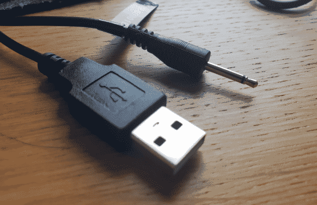 Kiiroo Titan Charging Cable