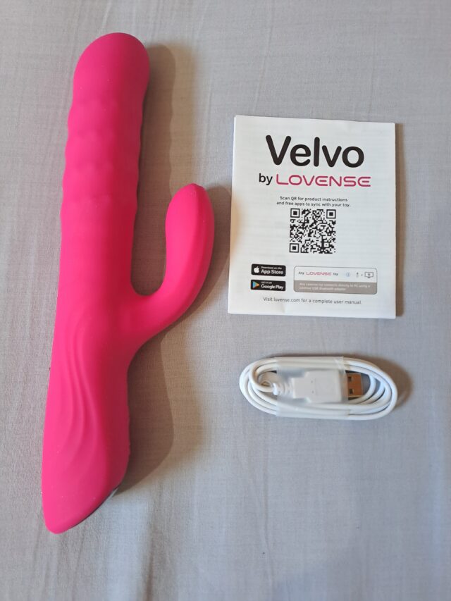 Lovense Velvo with manual and charger