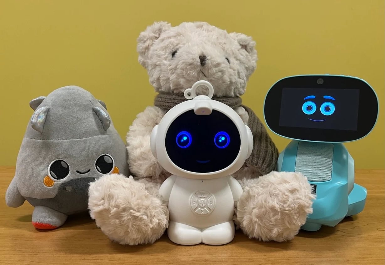 Robotic companions and AI-powered devices enhance personal experiences and intimacy, reflecting the latest trends in sextech and digital intimacy solutions.