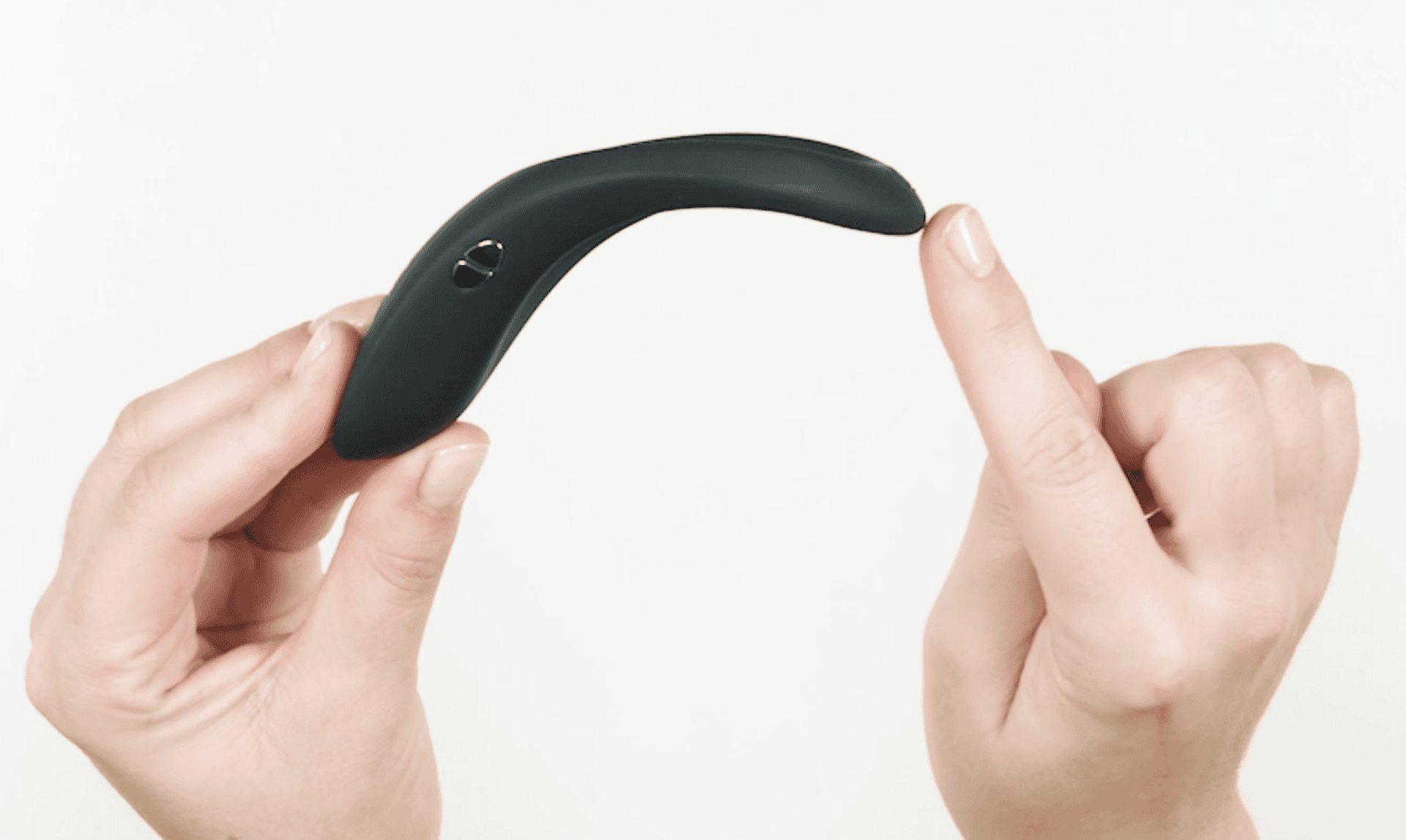 We Vibe Verge 2 hands shot