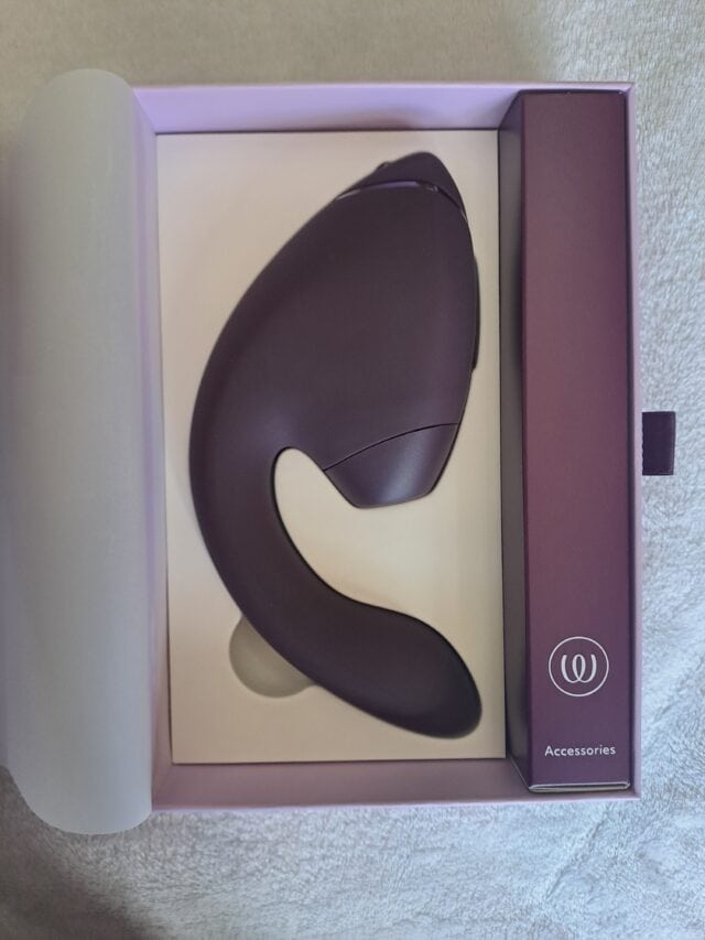 Womanizer Next Duo in packaging