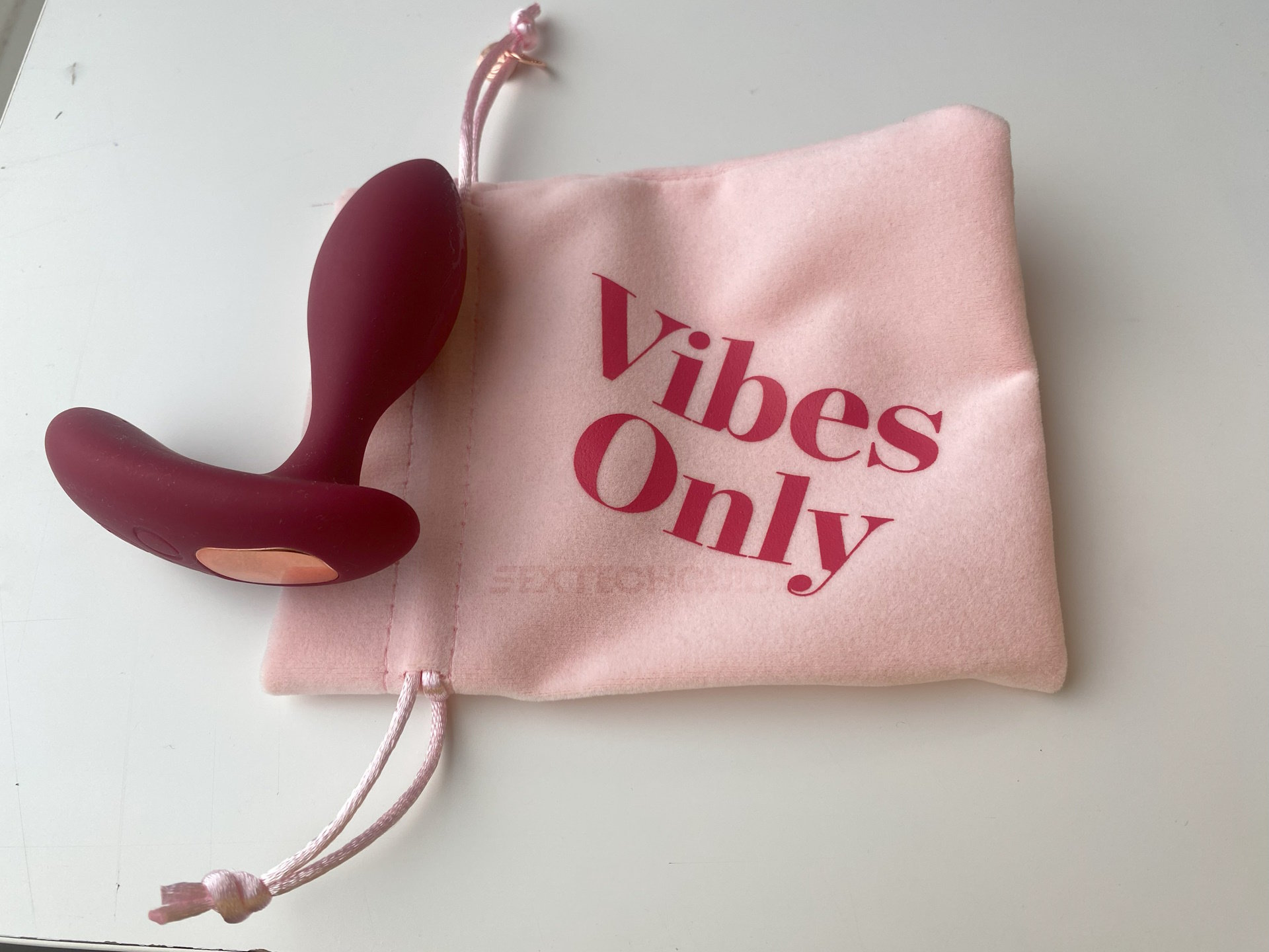 Vibes Only Analise Vibrator - pink.